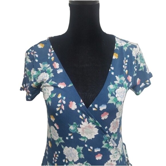 AEROPOSTALE Women's Floral Dress. Size Small. Gently worn. - Picture 4 of 7